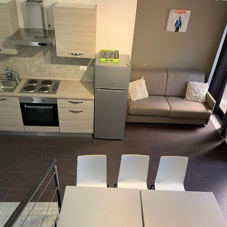 Hh Hermoso Housing Valenza Exterior foto