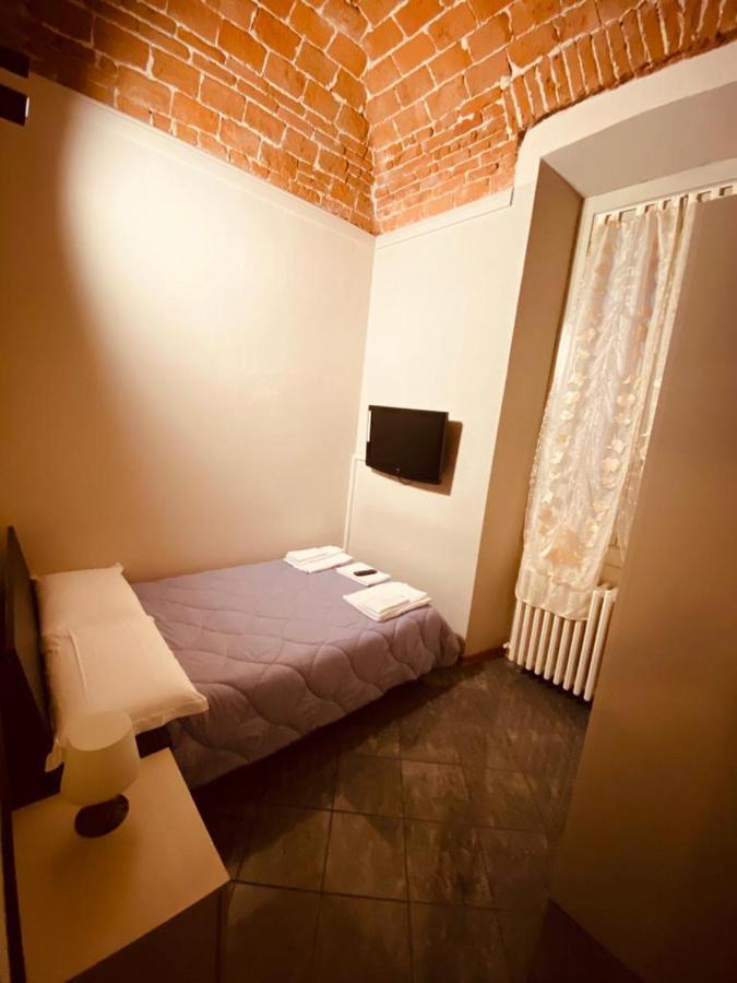 Hh Hermoso Housing Valenza Exterior foto