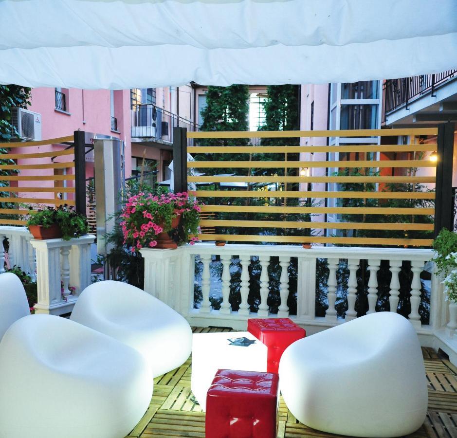 Hh Hermoso Housing Valenza Exterior foto