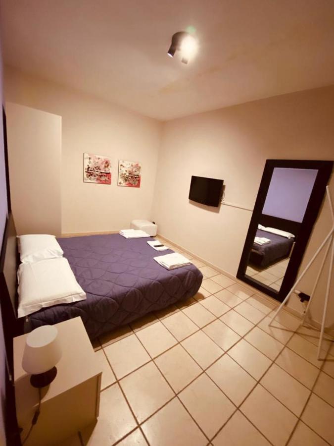 Hh Hermoso Housing Valenza Exterior foto